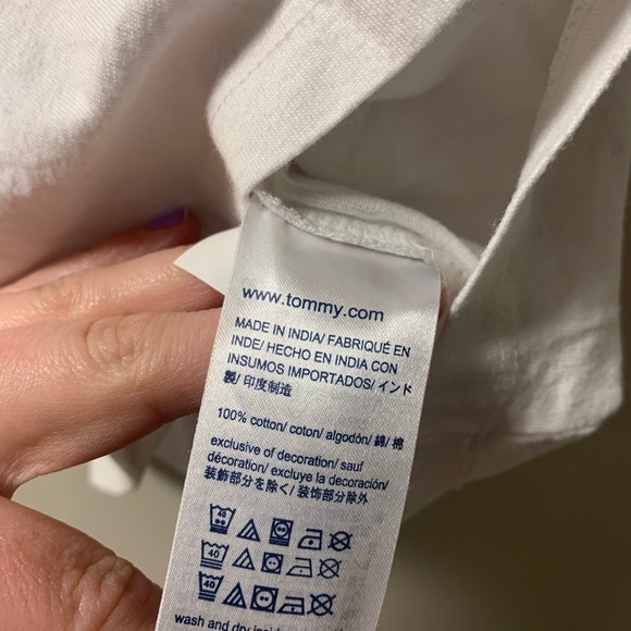 4/30$ Tommy Hilfiger t-shirt small kids 6-7years - Picture 6 of 6